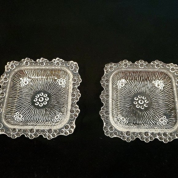 Two (2) Beautiful Vintage Clear Glass Trinket Dishes Coasters Unique Design 4x4 - Picture 1 of 7